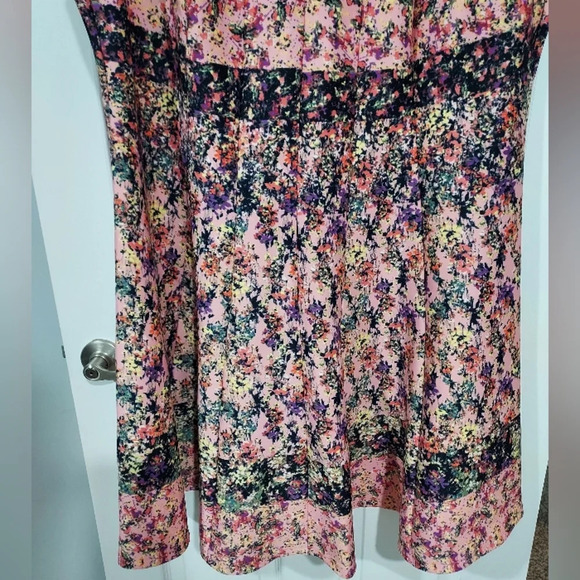 Gabby Skye Pink Floral Sleeveless Scuba Dress in Size 22W (WIDE) - Picture 4 of 12